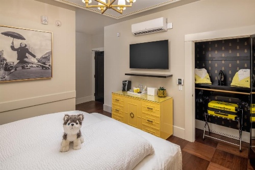 Staypineapple, An Elegant Hotel, Union Square image 40